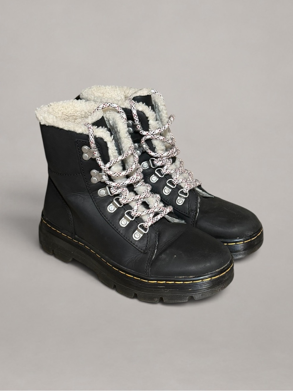 Dr. Martens Combs W Faux Fur Lined Black Leather Utility Boots Women’s 8